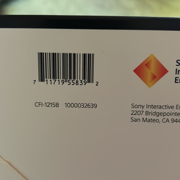 PlayStation®5 Digital Edition – God of War™ Ragnarok Bundle - Picture 7 of 8